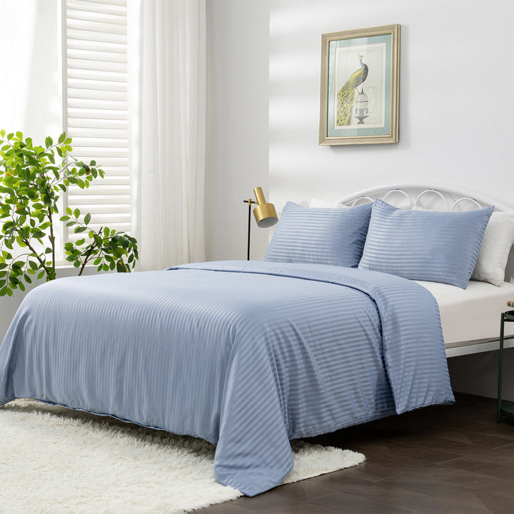 LINENOVA Brushed Microfibre Striped Bed Quilt Cover Set King Light Blue